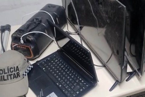 ASSALTO NA FAZENDA SANTA TEREZINHA, EM JANDAÍRA, MOBILIZA POLÍCIA MILITAR; VEÍCULOS E MATERIAIS SÃO RECUPERADOS